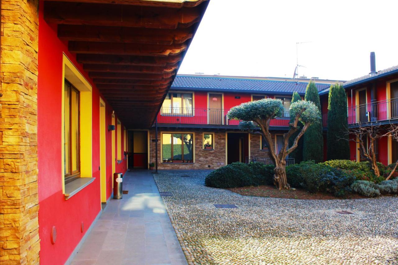 Bergamo Easy Airport Private Parking Apartment Exterior photo