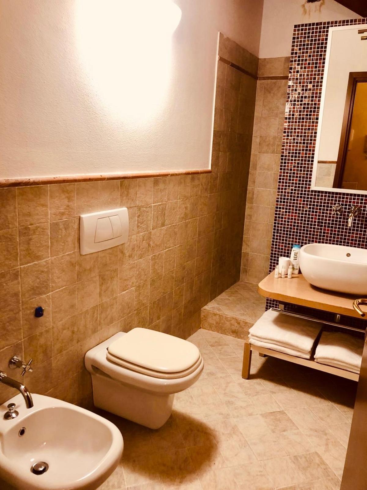 Bergamo Easy Airport Private Parking Apartment Exterior photo
